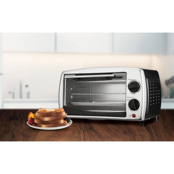 Brentwood Appliances 700 W Silver 4-Slice Toaster Oven and Broiler
