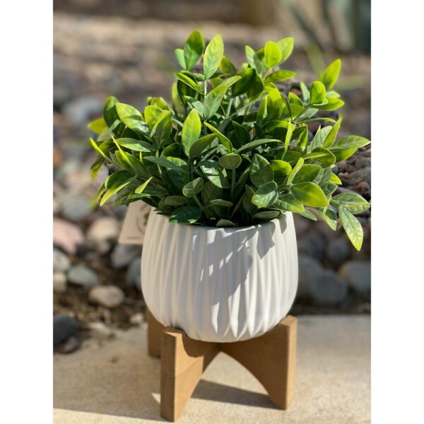 Flora Bunda 10.75 in. Tea Leaf in Matt White Ridge Pattern Ceramic Planter on Wood Stand