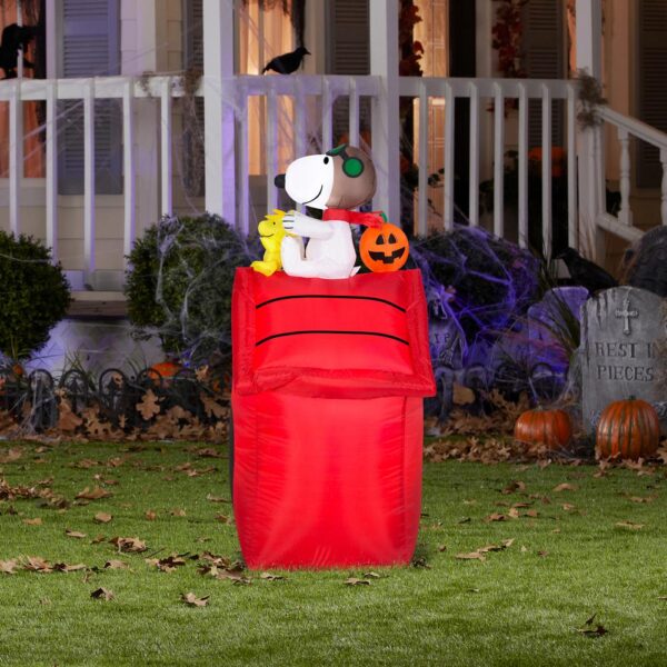 Gemmy 3.5 ft. H. Red Baron Halloween Airblown Peanuts Lighted Snoopy Halloween Inflatable