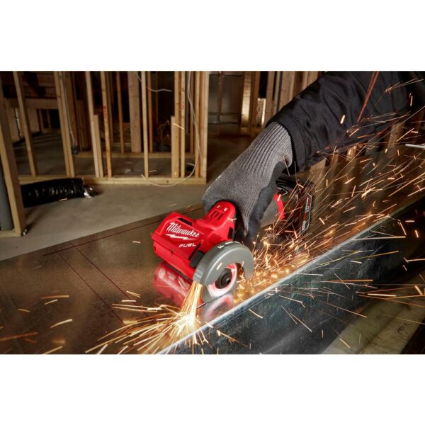 Milwaukee M12 FUEL 12-Volt 3 in. Lithium-Ion Brushless Cordless Cut Off Saw Kit with M12 Flood Light