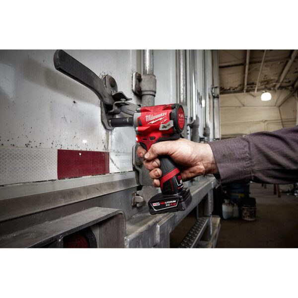 Milwaukee M12 FUEL 12-Volt Lithium-Ion Brushless Cordless Stubby 1/2 in. Impact Wrench Kit with One 4.0 and One 2.0Ah Batteries