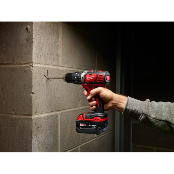 Milwaukee M18 18-Volt Lithium-Ion Cordless Combo Tool Kit (4-Tool) with M18 Oscillating Multi-Tool and Blower